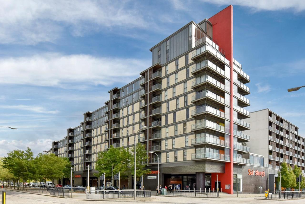 The Vizion Serviced Apartments From Pincott Properties - Free Parking, Private Balcony, And Wifi Milton Keynes Exteriér fotografie