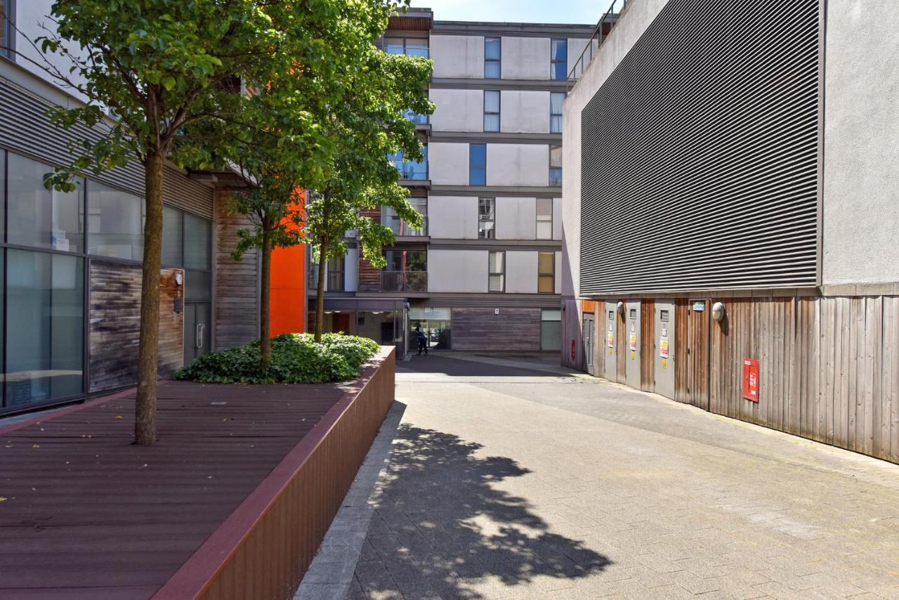 The Vizion Serviced Apartments From Pincott Properties - Free Parking, Private Balcony, And Wifi Milton Keynes Exteriér fotografie