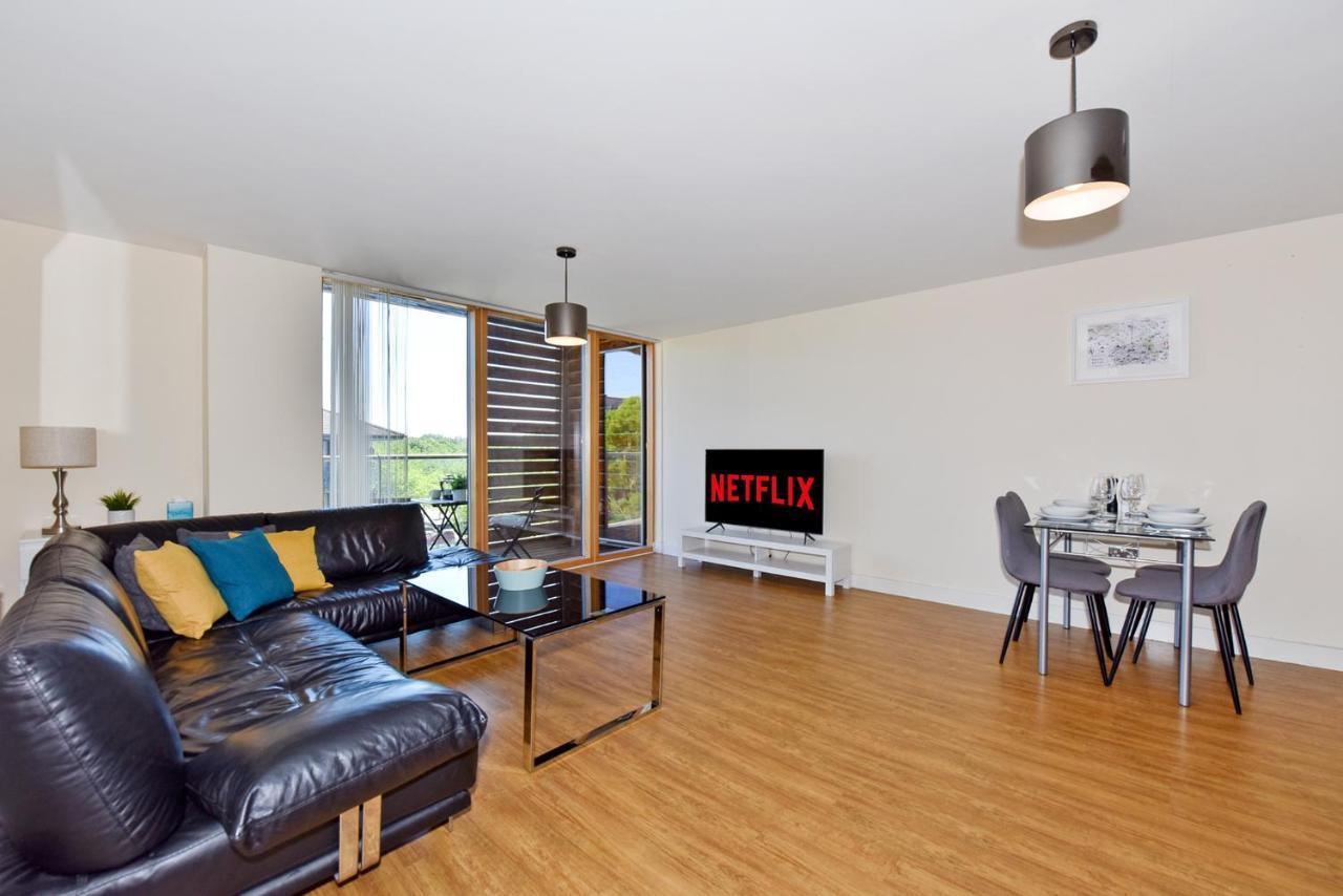 The Vizion Serviced Apartments From Pincott Properties - Free Parking, Private Balcony, And Wifi Milton Keynes Exteriér fotografie