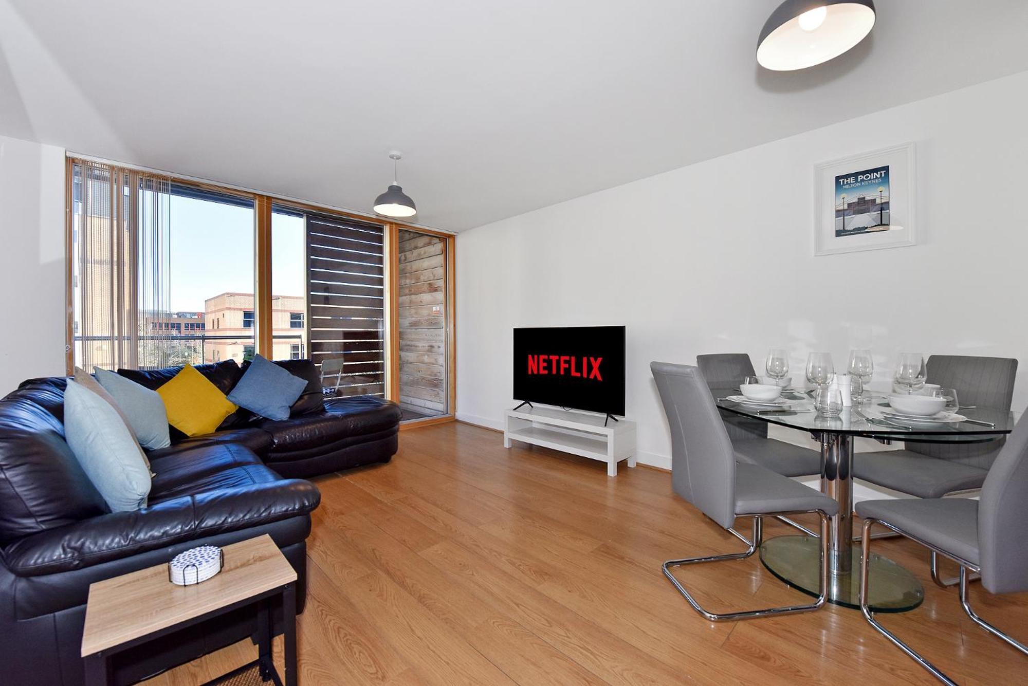The Vizion Serviced Apartments From Pincott Properties - Free Parking, Private Balcony, And Wifi Milton Keynes Exteriér fotografie