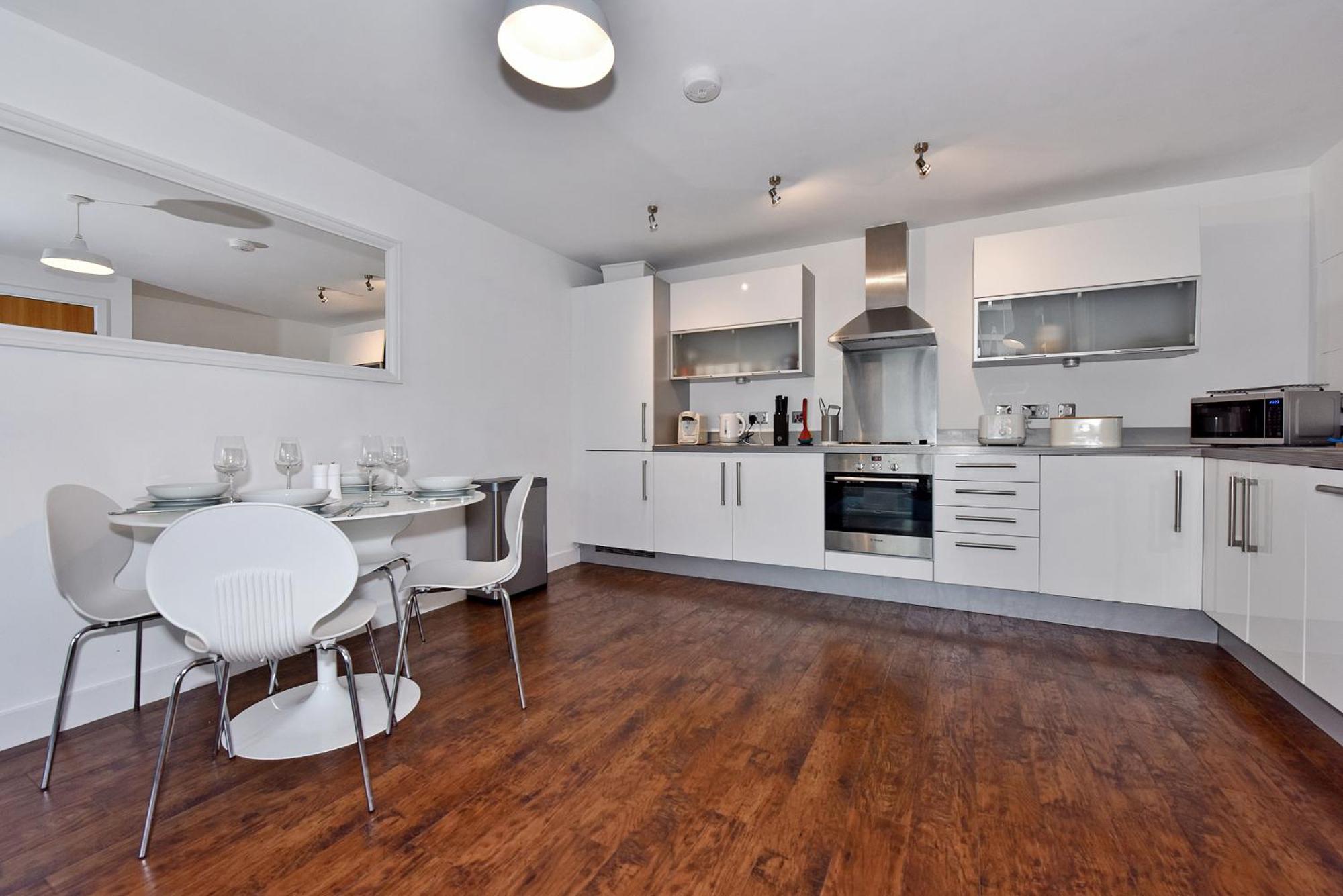 The Vizion Serviced Apartments From Pincott Properties - Free Parking, Private Balcony, And Wifi Milton Keynes Exteriér fotografie