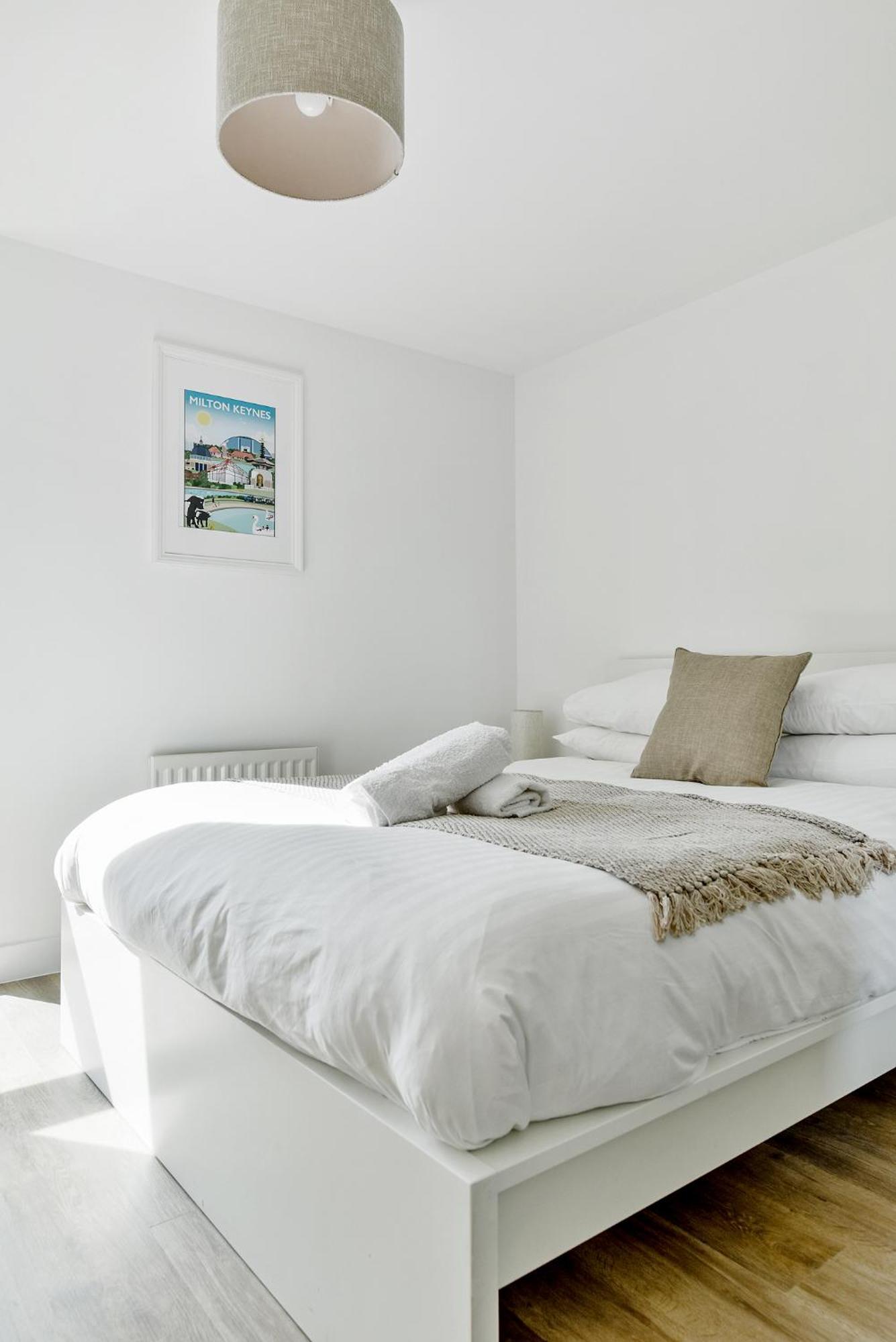 The Vizion Serviced Apartments From Pincott Properties - Free Parking, Private Balcony, And Wifi Milton Keynes Exteriér fotografie