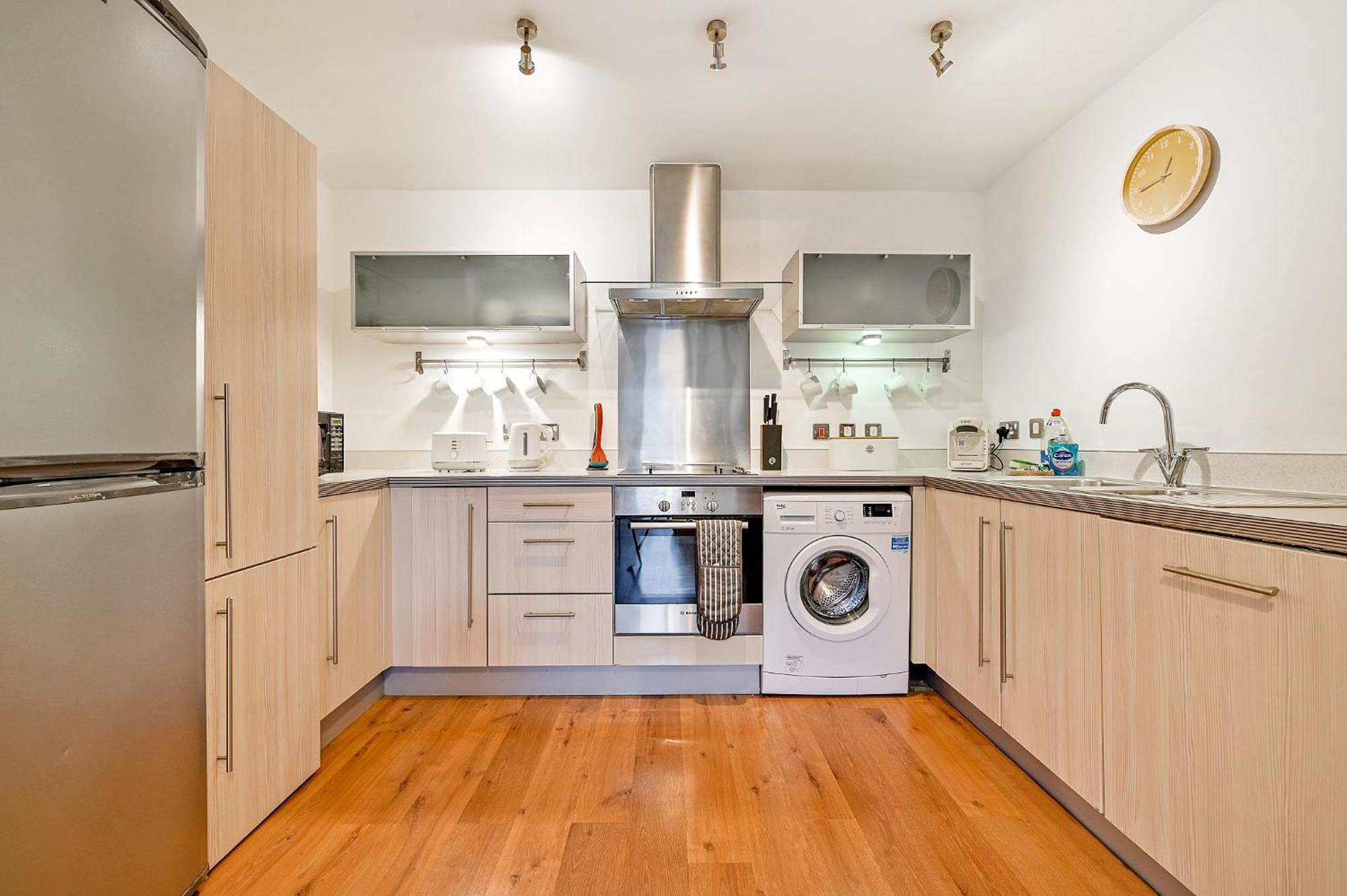The Vizion Serviced Apartments From Pincott Properties - Free Parking, Private Balcony, And Wifi Milton Keynes Exteriér fotografie