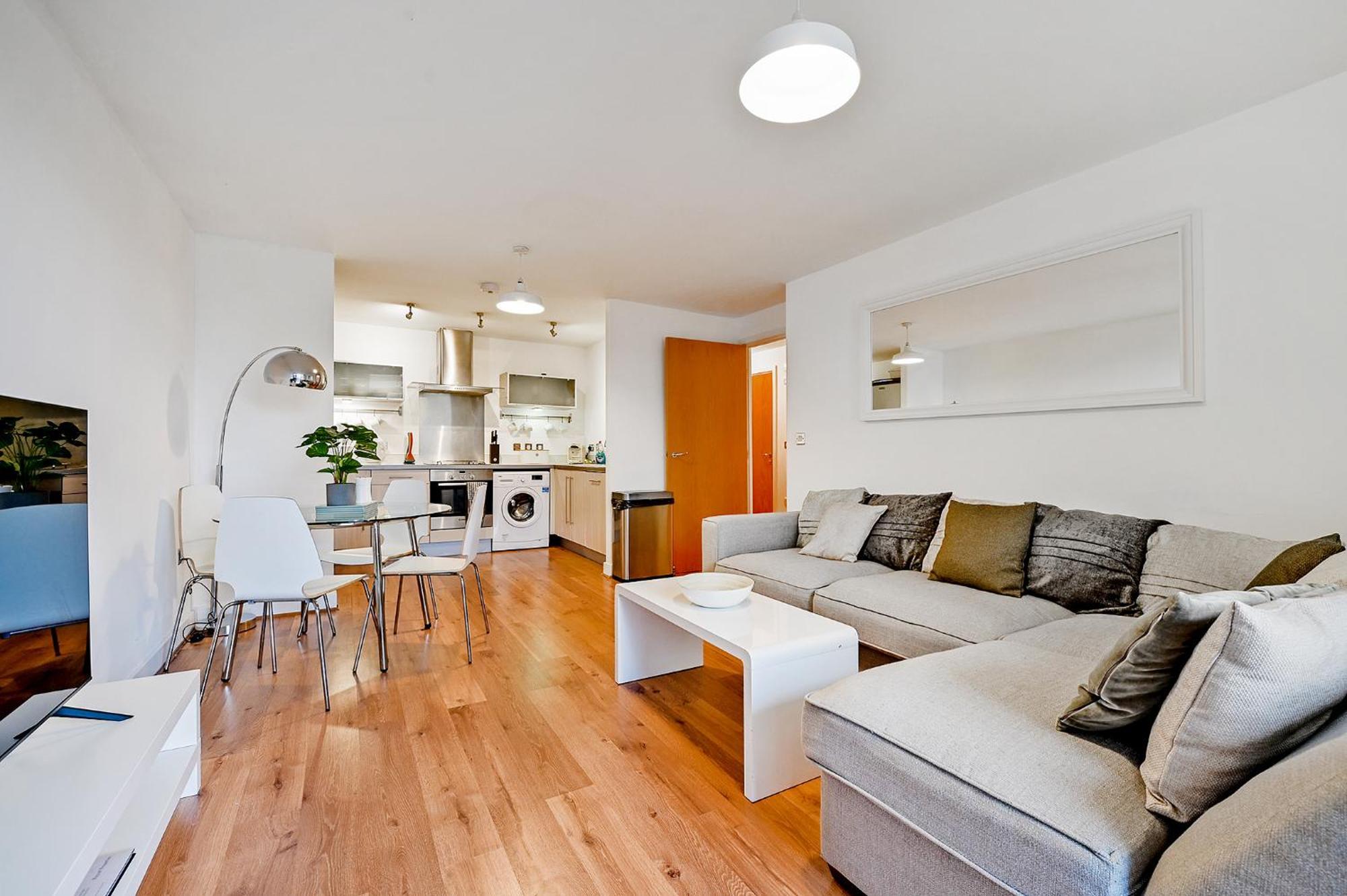 The Vizion Serviced Apartments From Pincott Properties - Free Parking, Private Balcony, And Wifi Milton Keynes Exteriér fotografie